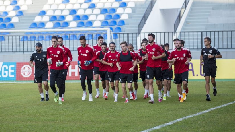 ეროვნულმა ნაკრებმა სექტემბრის მატჩებისთვის მზადება დაიწყო