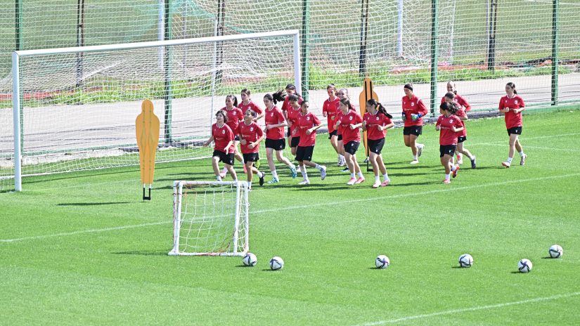 15-წლამდე გოგონათა ნაკრები განვითარების თასისთვის ემზადება