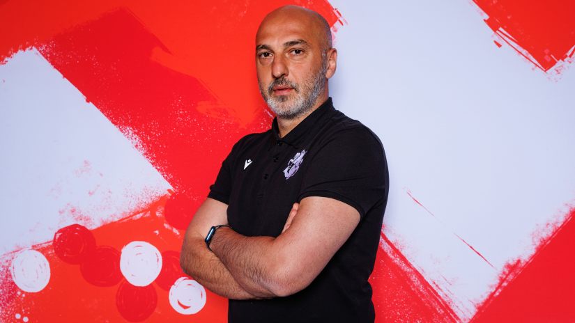 19-წლამდე ვაჟთა ნაკრებს ზურაბ ხიზანიშვილი უხელმძღვანელებს